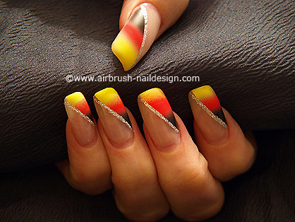 German national flag with airbrush colours - Nail art 124